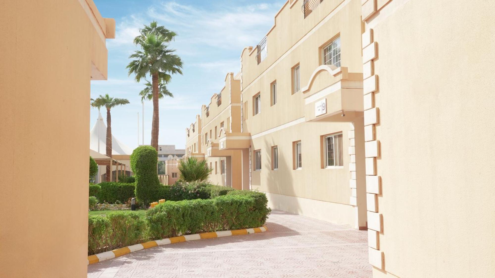 بودل الملز 4*